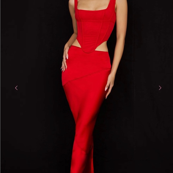 House of CB Red Crop Top - Picture 4 of 6